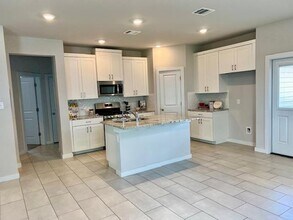 206 Doc Johns Dr in Hutto, TX - Building Photo - Building Photo