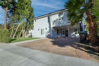 22237 Buenaventura St in Los Angeles, CA - Building Photo - Building Photo