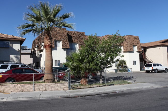 4215 Solteros St in Las Vegas, NV - Foto de edificio - Building Photo