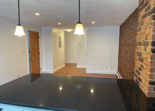 349 Sumner St in Boston, MA - Building Photo - Building Photo