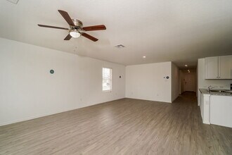 13147 Savory Pl in Saint Hedwig, TX - Building Photo - Building Photo