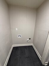 2379 Saratoga Ave in Memphis, TN - Building Photo - Building Photo