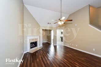 8371 Palm Springs Dr in Memphis, TN - Building Photo - Building Photo