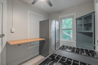 3239 Clague Rd in North Olmsted, OH - Building Photo - Building Photo