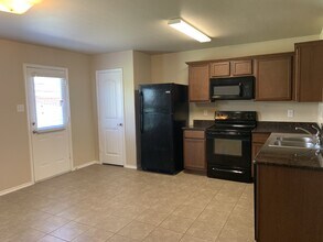 471 Harding Ln in Lavon, TX - Building Photo - Building Photo