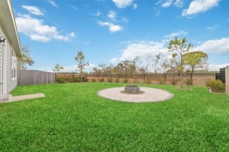 32906 School Hl Rd in Fulshear, TX - Building Photo - Building Photo