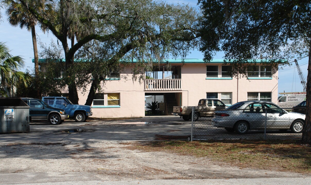 103 Trout River Dr in Jacksonville, FL - Building Photo