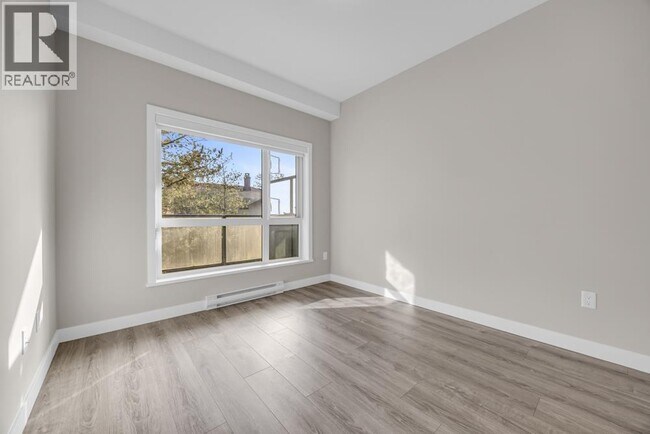 610 Brantford St in New Westminster, BC - Building Photo - Building Photo