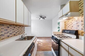 2550 Independence Ave in Bronx, NY - Building Photo - Building Photo