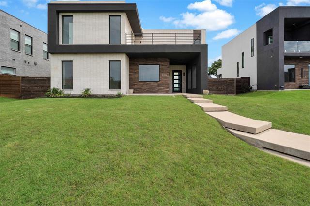 8356 Fairview Dr in Frisco, TX - Foto de edificio