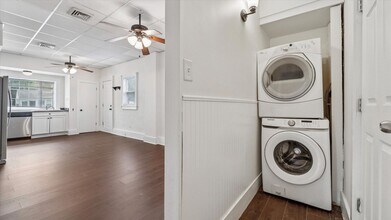 221 Center St in Sewell, NJ - Building Photo - Building Photo