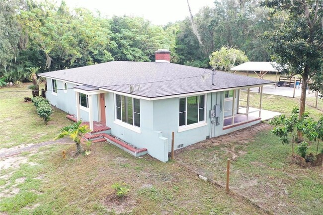 9160 Guava St in Yalaha, FL - Building Photo - Building Photo