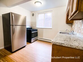 3154 Schubert Ave, Unit Apt.#2 in Cincinnati, OH - Building Photo - Building Photo
