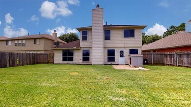 11703 Pedernales Falls Ln in Sugar Land, TX - Building Photo - Building Photo