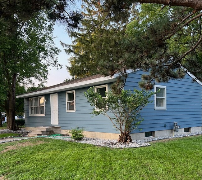 property at 520 S Eastern Ave