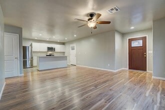 401 Debra Ct in Stillwater, OK - Building Photo - Building Photo