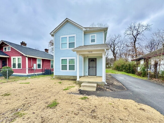 780 Woodlawn St in Memphis, TN - Building Photo - Building Photo