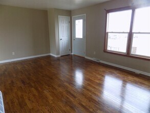 1005 E North St in Albion, MI - Building Photo - Building Photo