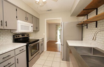 116 Country Club Dr in Niceville, FL - Building Photo - Building Photo