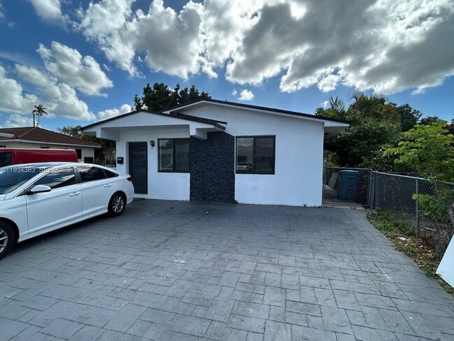 property at 3482 SW 26th St