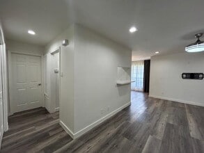 200 Martingale in Laredo, TX - Building Photo - Building Photo