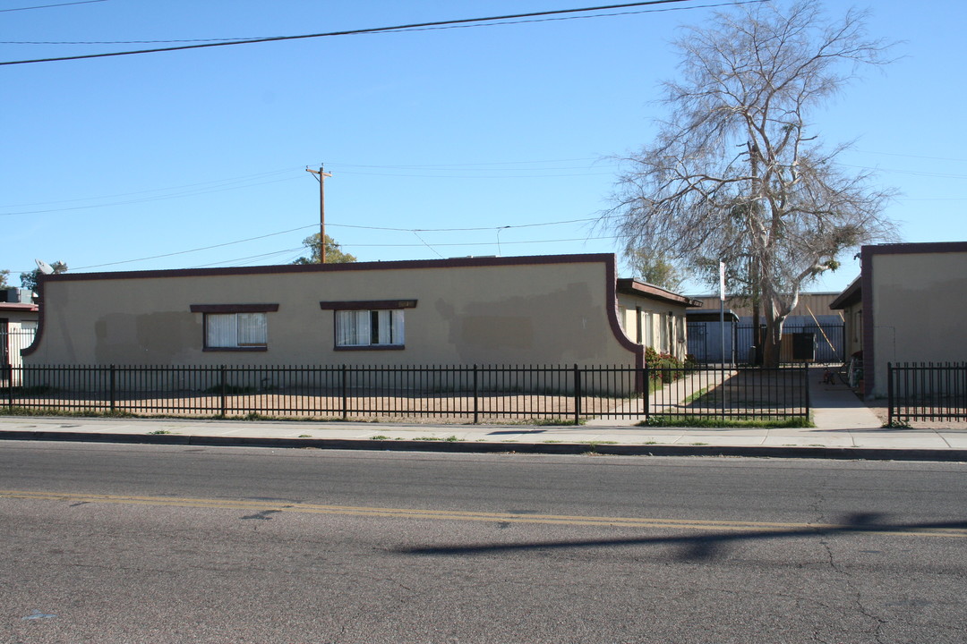 4817 N 37th Ave in Phoenix, AZ - Building Photo