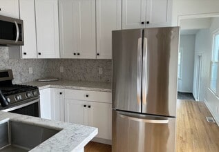 1401 19th St in Manhattan Beach, CA - Building Photo - Building Photo