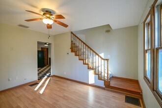 29 N Shafer St in Athens, OH - Building Photo - Building Photo