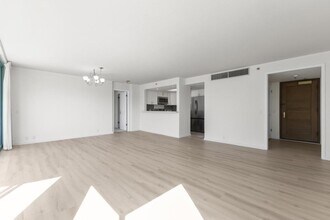 1341 Kapiolani Blvd in Honolulu, HI - Building Photo - Building Photo