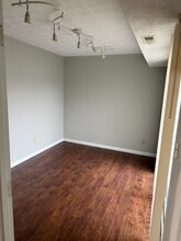 14 Oakwood Ct in Cincinnati, OH - Building Photo - Building Photo