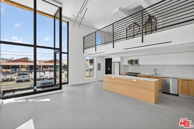 property at 2412 Eads St