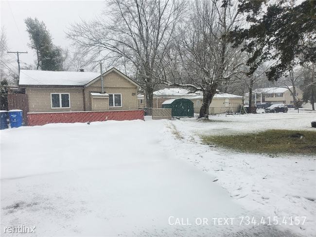 property at 3211 Mc Comb St