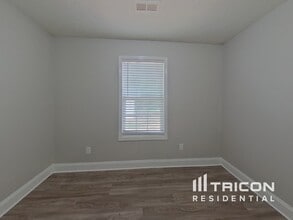 3453 Sunset Rd in Charlotte, NC - Building Photo - Building Photo