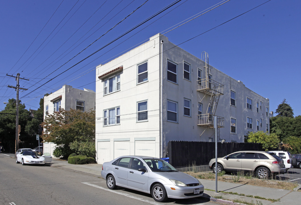 Fulton Apartments in Berkeley, CA - Building Photo