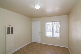 2608 Desert St in Rosamond, CA - Building Photo - Building Photo