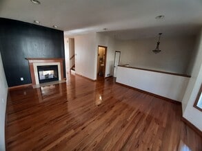 6802 158th St W in Apple Valley, MN - Building Photo - Building Photo