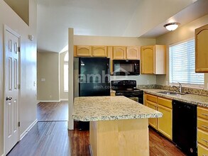 1872 W Sir Charles Dr in Salt Lake City, UT - Building Photo - Building Photo