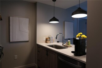 903 Peachtree St NE in Atlanta, GA - Building Photo - Building Photo
