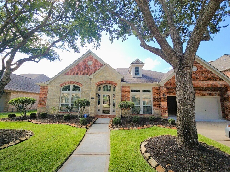 13022 Catalina Grove Ln in Richmond, TX - Building Photo