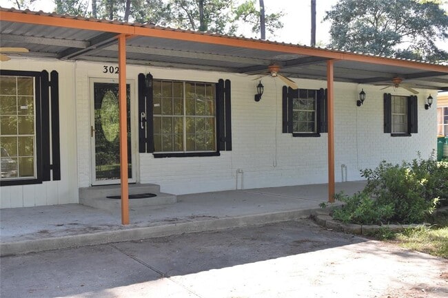 property at 302 Arrowhead Dr