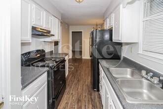 4100 Lacewood Dr in Memphis, TN - Building Photo - Building Photo
