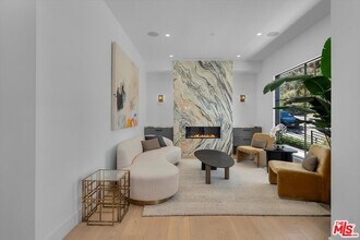 1319 Marinette Rd in Los Angeles, CA - Building Photo - Building Photo