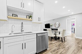 1881 Middle River Dr in Fort Lauderdale, FL - Building Photo - Building Photo