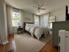 21 Jenison St in Newton, MA - Building Photo - Building Photo