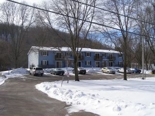 320 S Grove St in Richland Center, WI - Foto de edificio