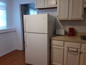 144 Jamestown Ter in Rochester, NY - Building Photo - Building Photo