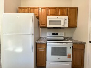 9390 SW Tangela Ct in Tigard, OR - Building Photo - Building Photo