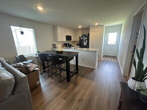 505 Sergeant Murphy Rd in Jarrell, TX - Building Photo - Building Photo