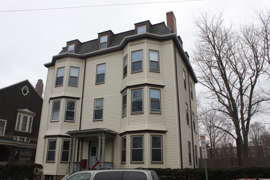 42 Kirkland St in Cambridge, MA - Foto de edificio