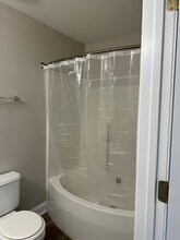 1715 Silver Chase Ct in Winston-Salem, NC - Building Photo - Building Photo